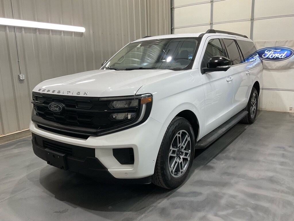 Used 2025 Ford Expedition Max Active SUV