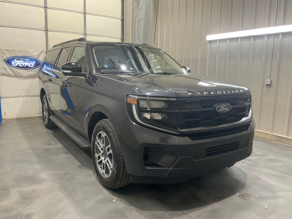 2025 Ford Expedition Active MAX 4x4's photo