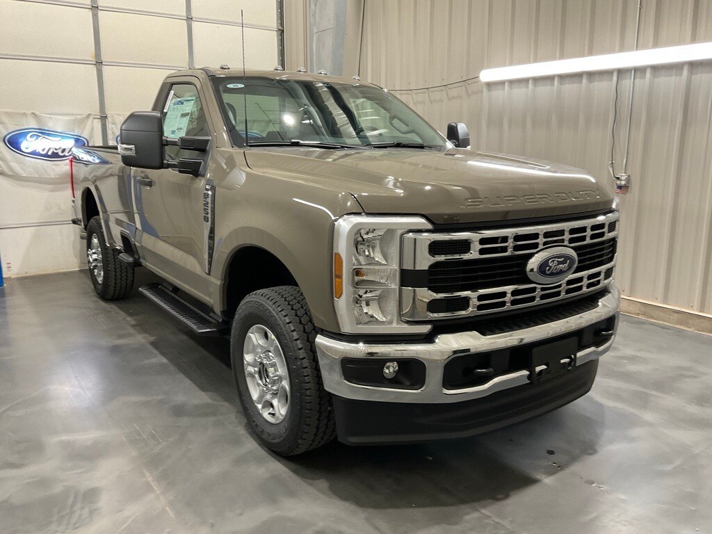 2026 Ford F-250 Super Duty XL's photo