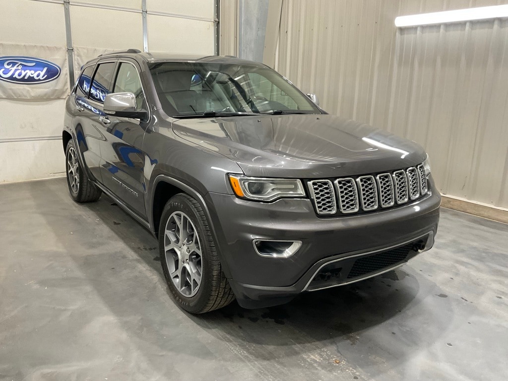 2019 Jeep Grand Cherokee Overland's photo