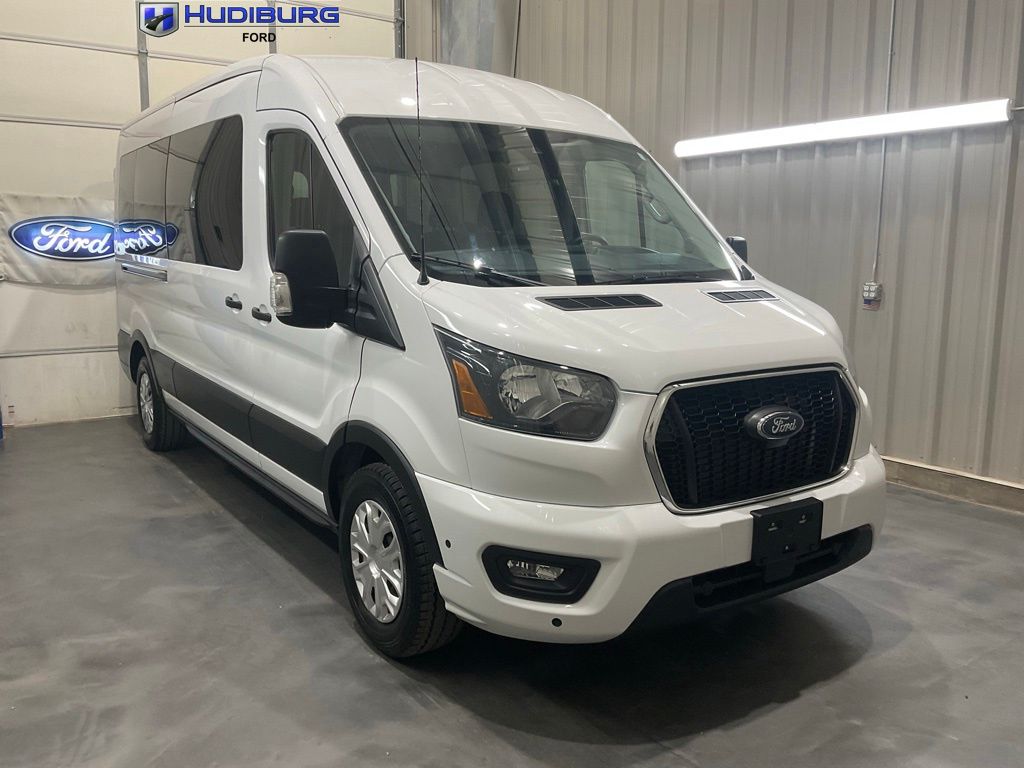 2025 Ford Transit 350 XLT Med Roof Sliding Pass. 148's photo