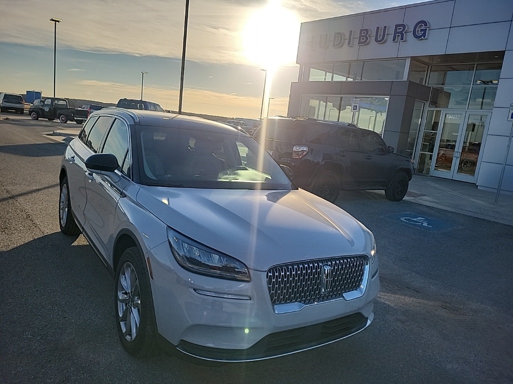 2021 Lincoln Corsair Base's photo