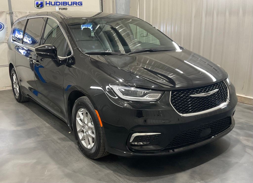 2025 Chrysler Pacifica