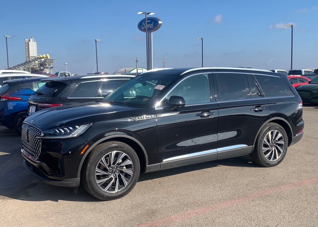 2025 Lincoln Aviator Premiere's photo