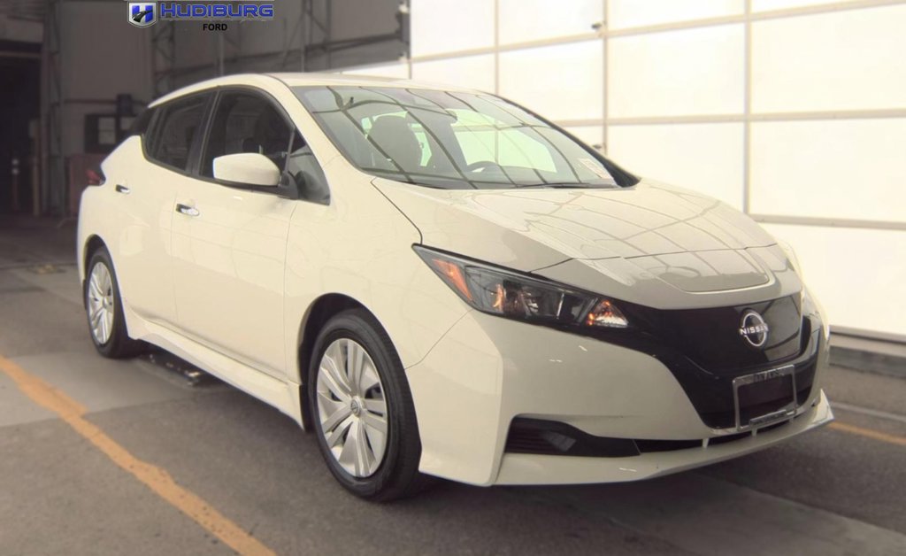 2025 Nissan Leaf S