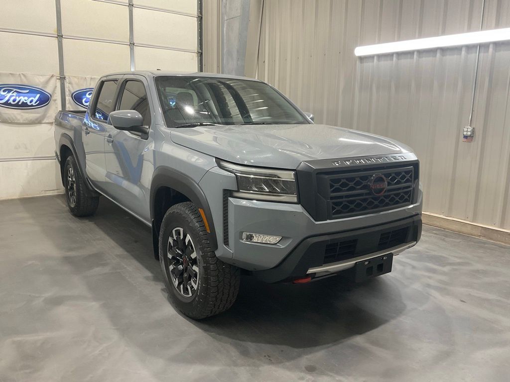 2024 Nissan Frontier PRO-4X Crew Cab 4X4's photo