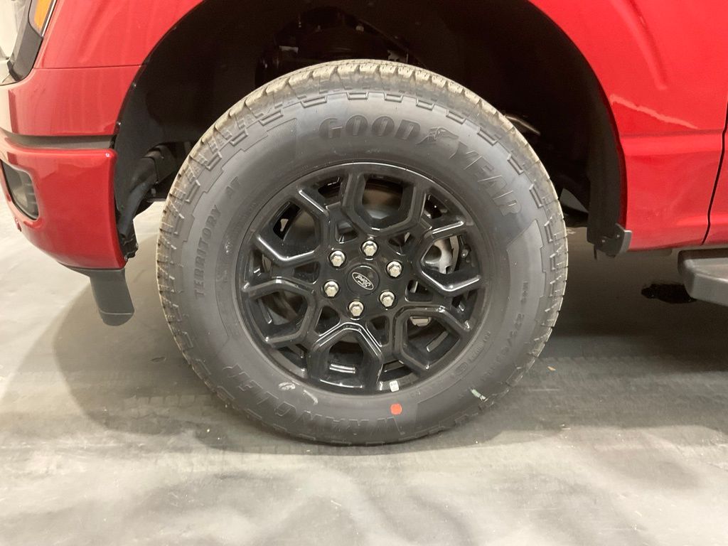 2025 Ford F-150 XLT - Photo 6