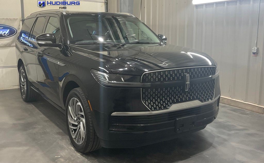 2025 Lincoln Navigator