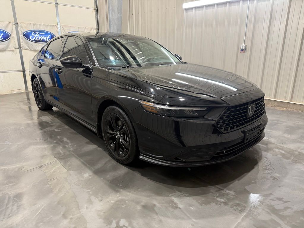 2025 Honda Accord 1.5T SE CVT's photo