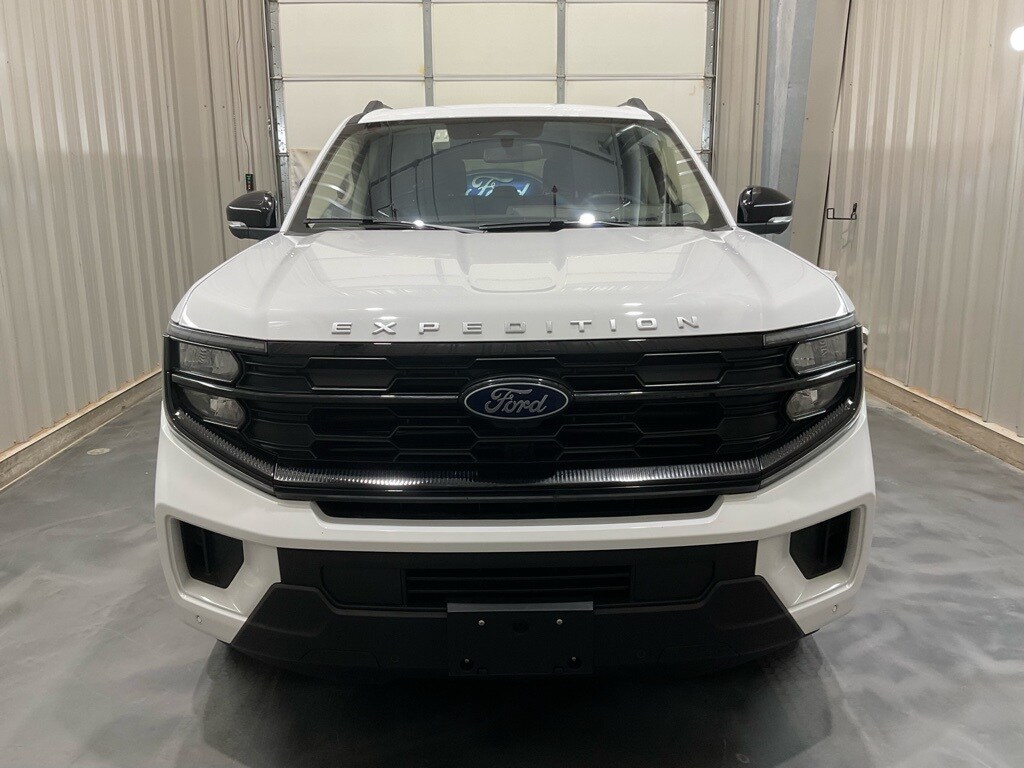 Used 2025 Ford Expedition Max Active SUV