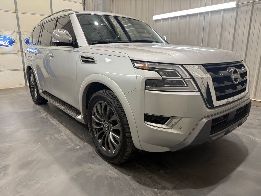 2024 Nissan Armada Platinum 4X2's photo