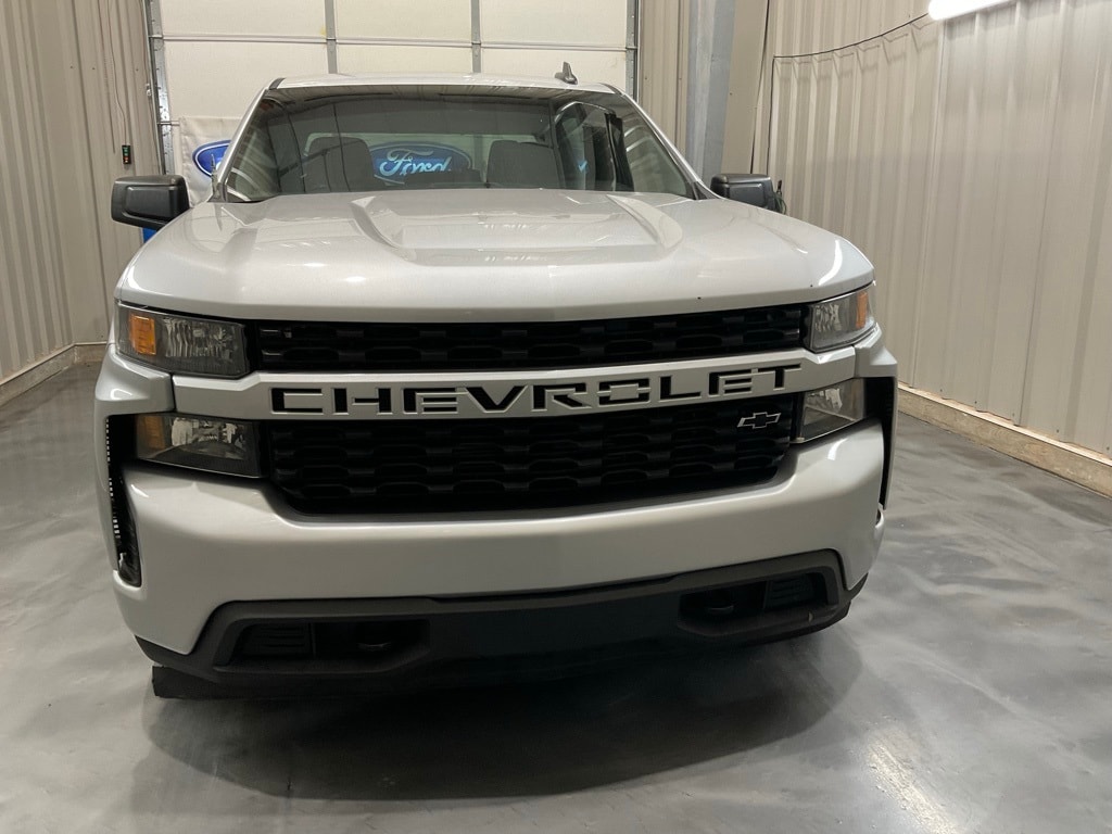 Used 2021 Chevrolet Silverado 1500 Custom with VIN 3GCPWBEK9MG230382 for sale in Wellston, OK