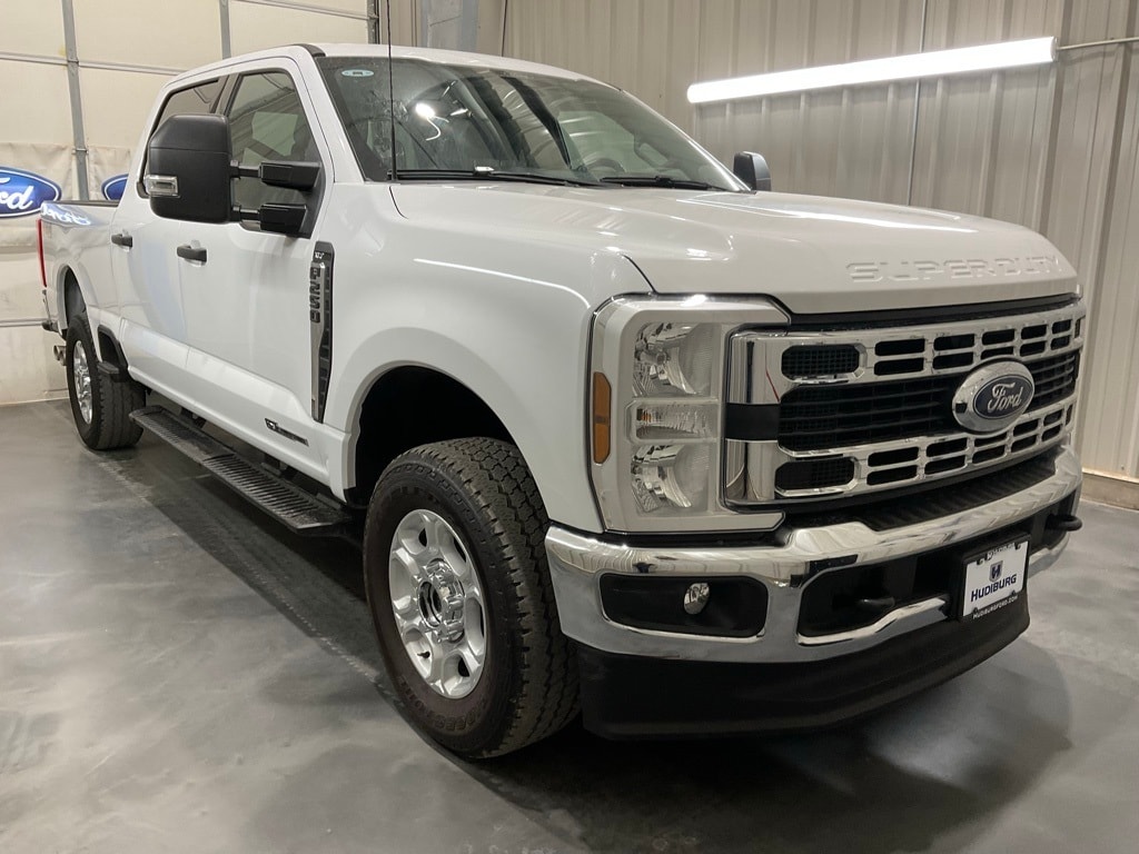 2025 Ford F-250 Super Duty XLT's photo