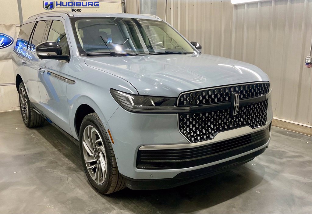 2025 Lincoln Navigator