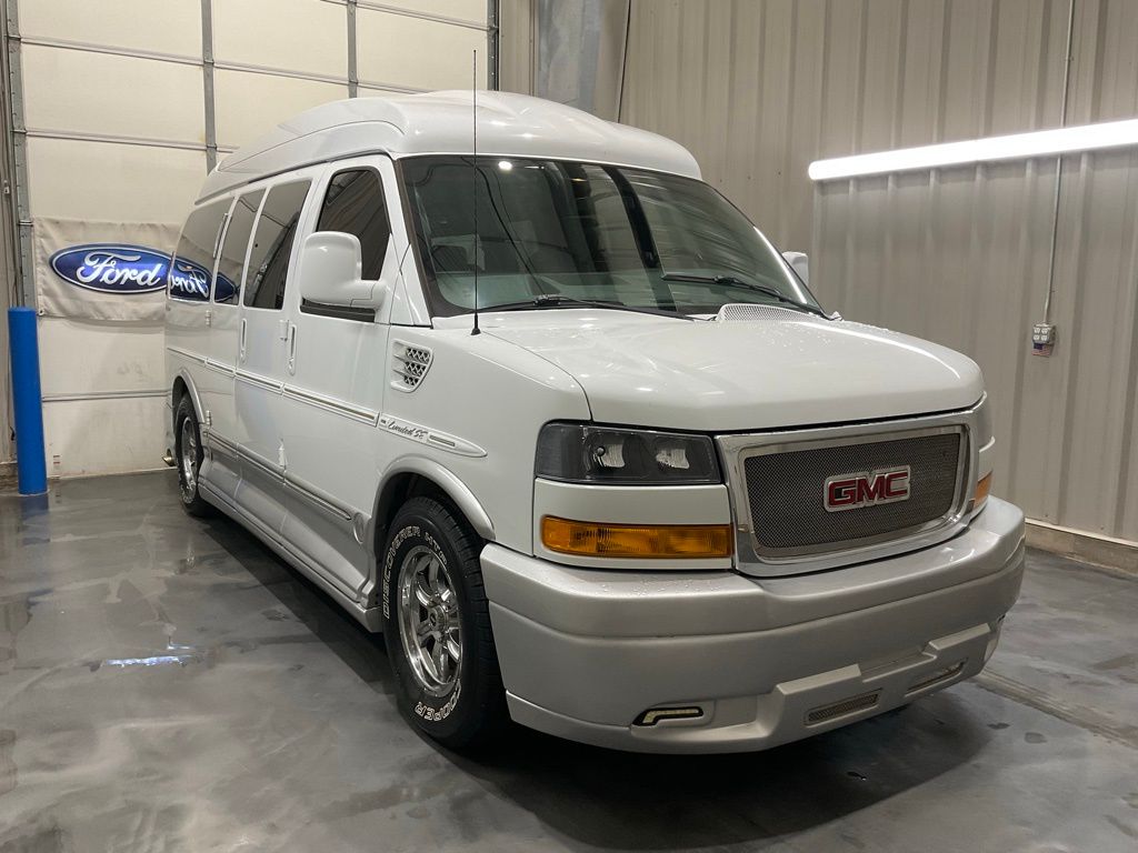 2014 GMC Savana 1500 LS's photo