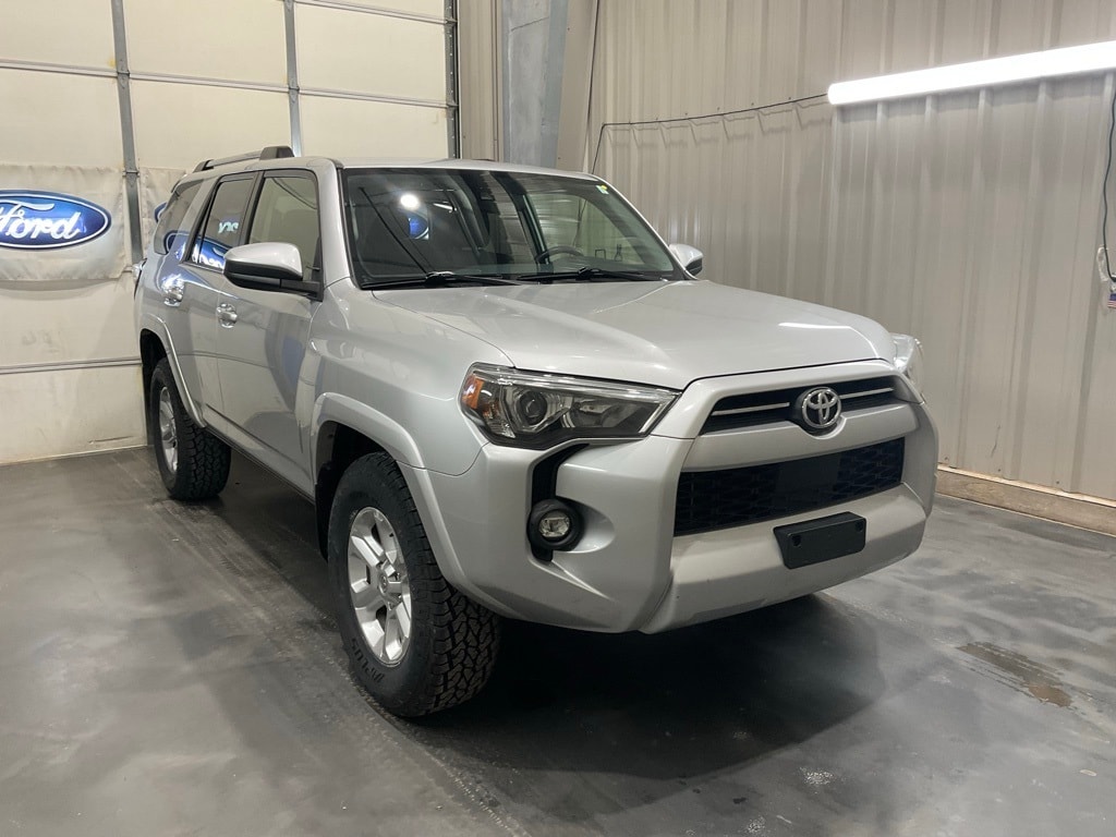 2023 Toyota 4Runner SR5's photo
