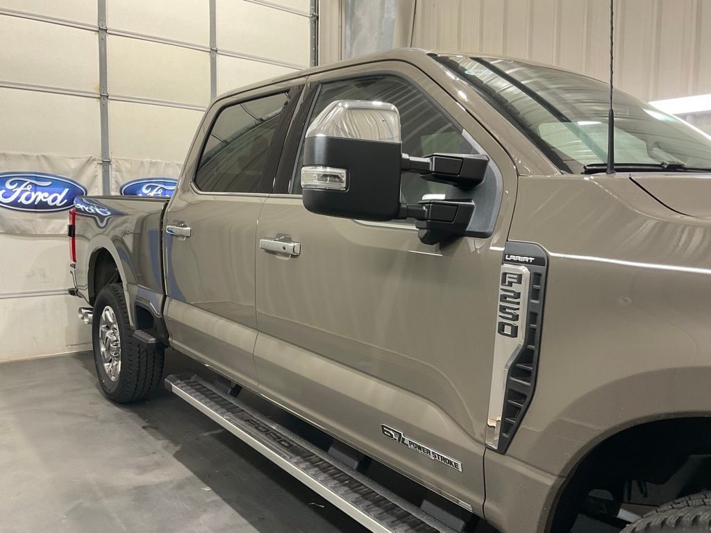New 2026 Ford F-250SD Lariat Truck