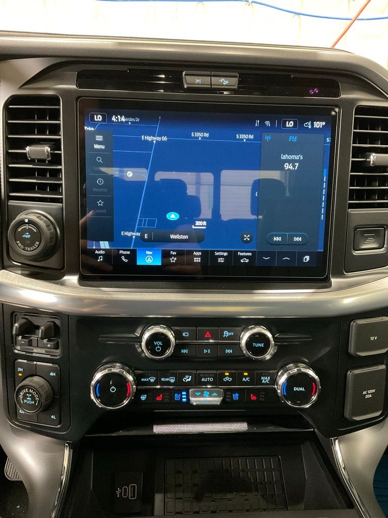 2025 Ford F-150 Lariat - Photo 16