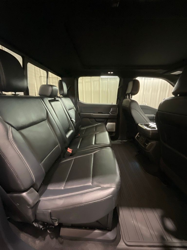 2025 Ford F-150 Lariat - Photo 11