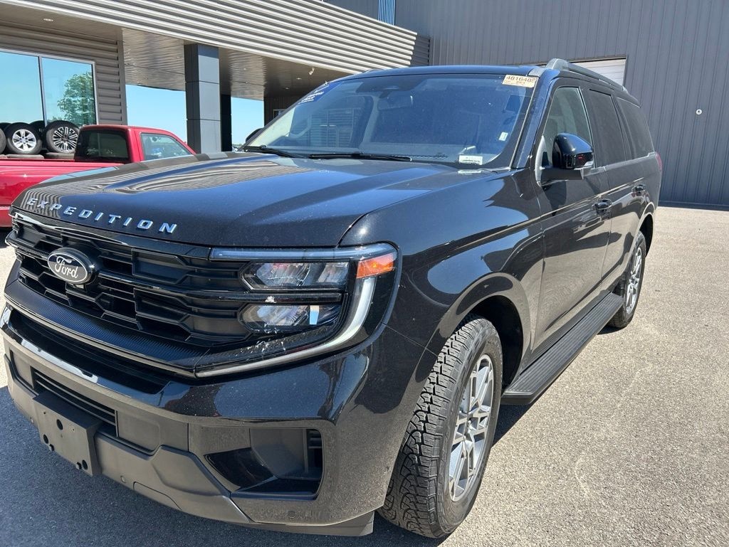 Used 2025 Ford Expedition Active SUV
