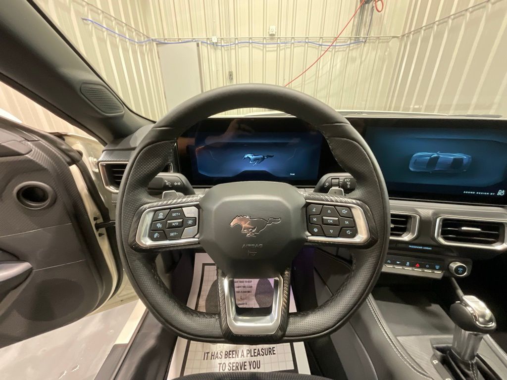 2025 Ford Mustang GT Premium Fastback - Photo 15