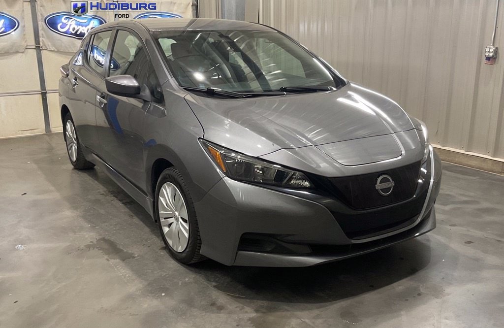 2025 Nissan Leaf