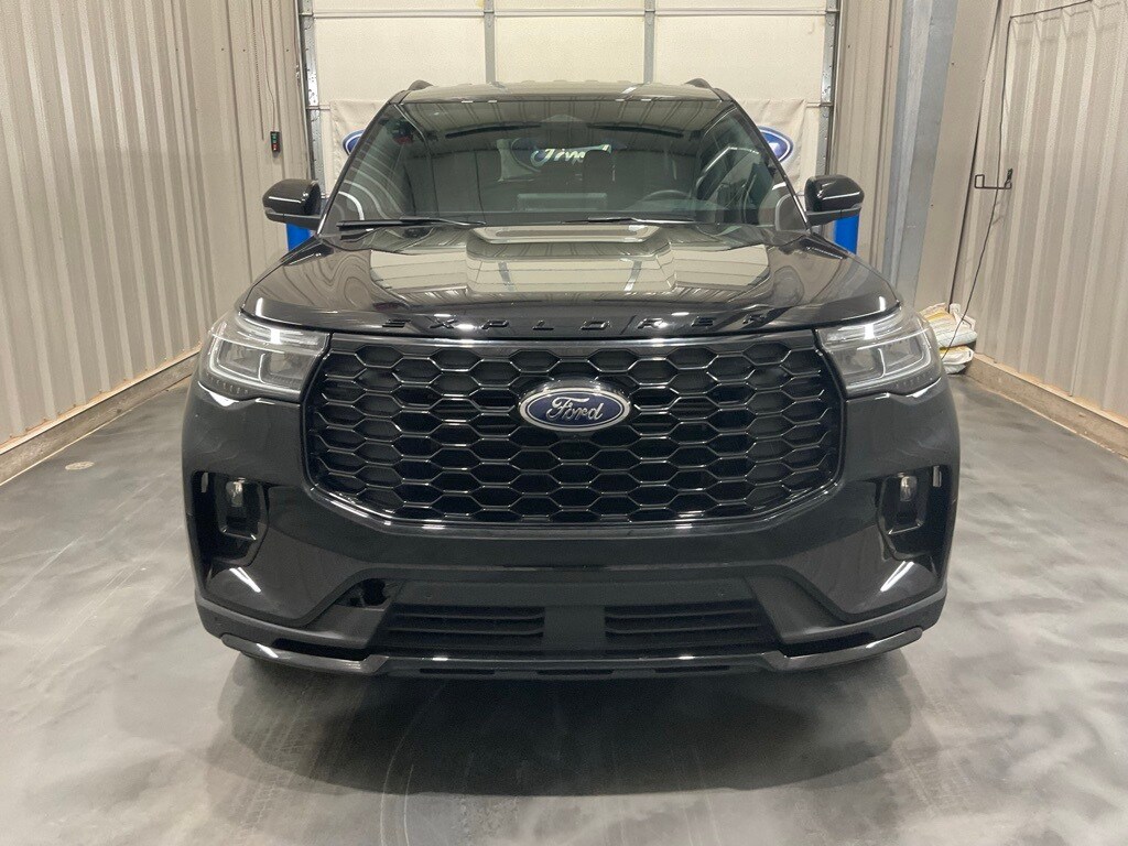Used 2025 Ford Explorer ST-Line SUV