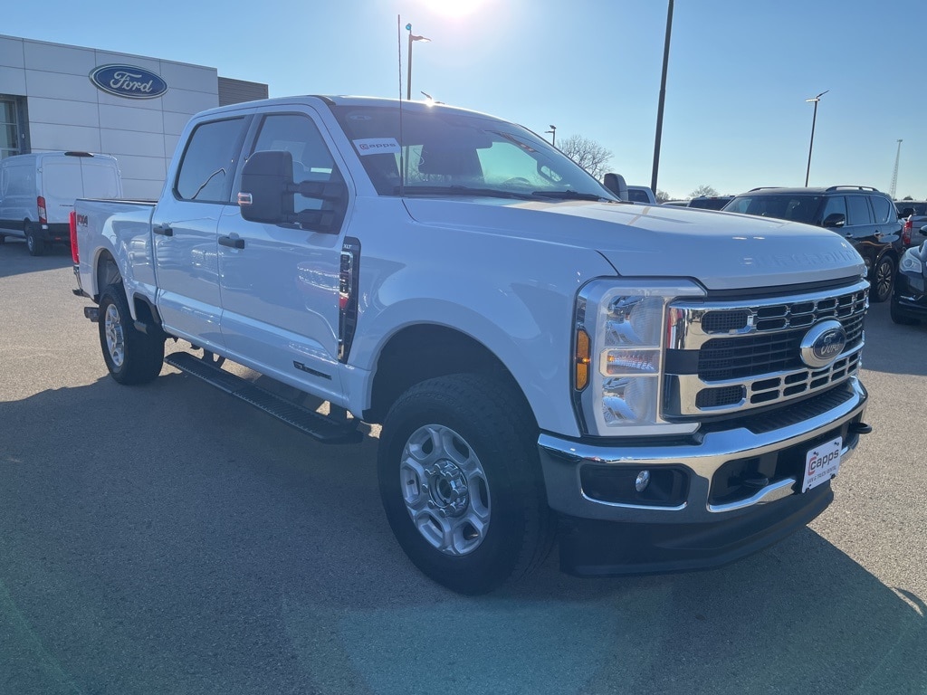 2025 Ford F-250 Super Duty XLT's photo