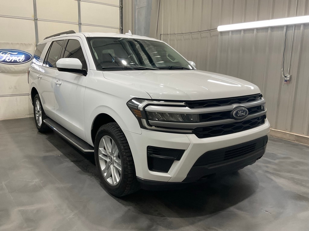 2022 Ford Expedition XLT's photo