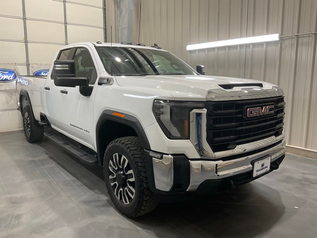 2024 GMC Sierra 4WD Double Cab Long Box Pro's photo