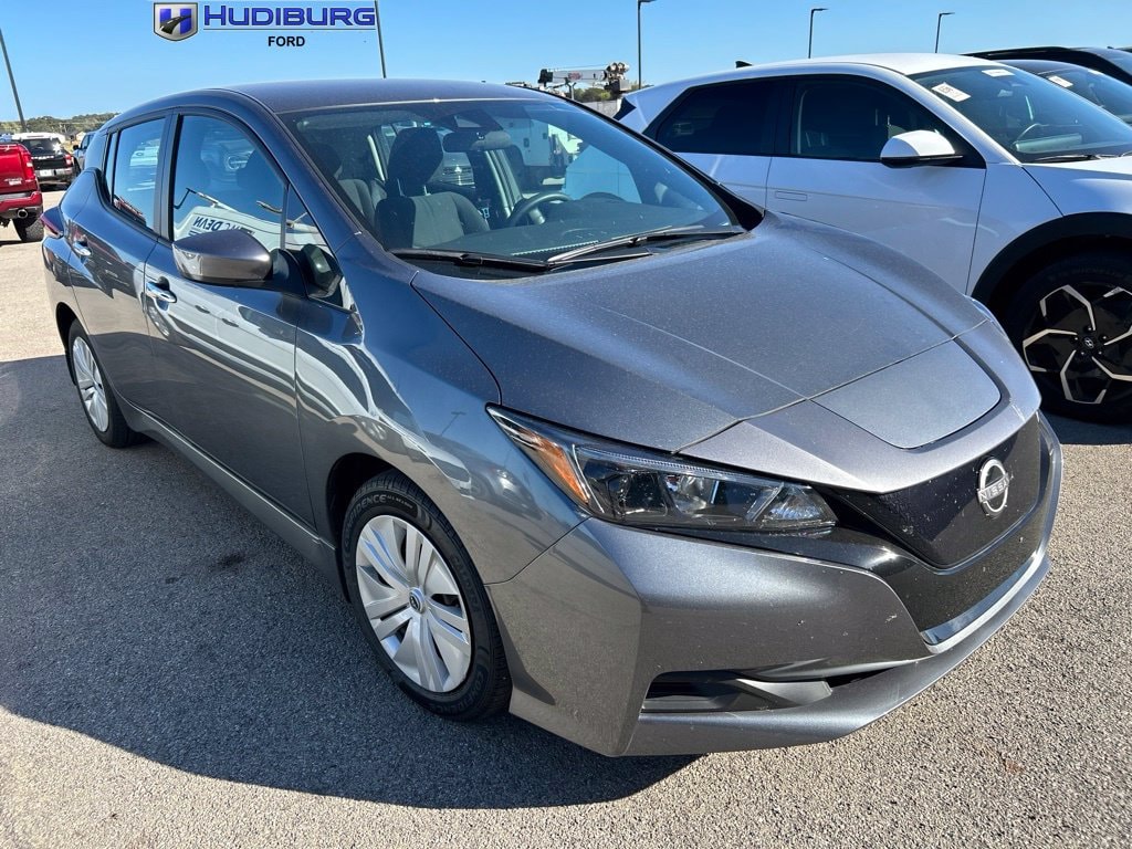 2025 Nissan Leaf S