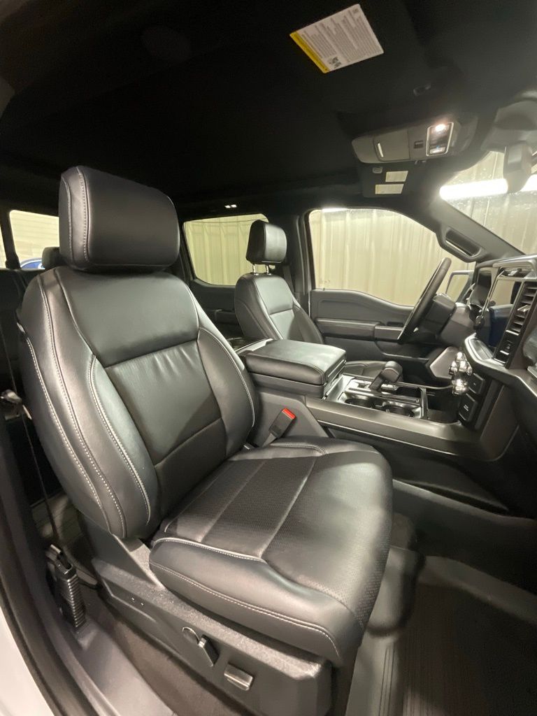 2025 Ford F-150 Lariat - Photo 12