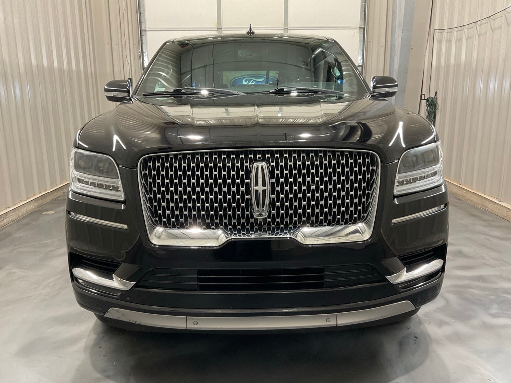 Used 2018 Lincoln Navigator Select with VIN 5LMJJ3HT8JEL12548 for sale in Wellston, OK