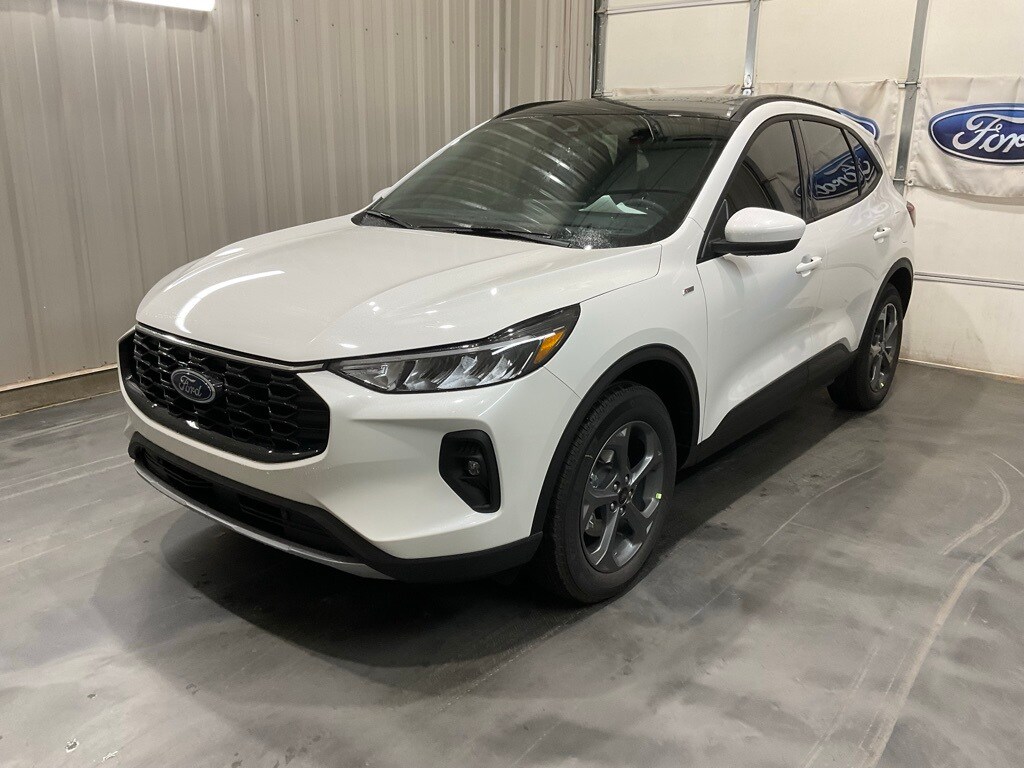 New 2026 Ford Escape Hybrid ST-Line Select SUV