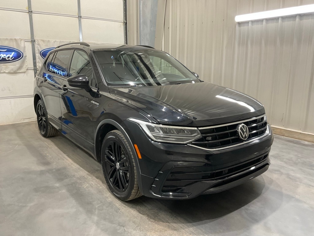2022 Volkswagen Tiguan SE R-LINE BLACK