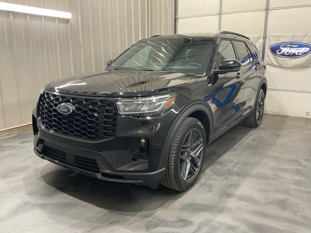 Used 2025 Ford Explorer ST-Line SUV