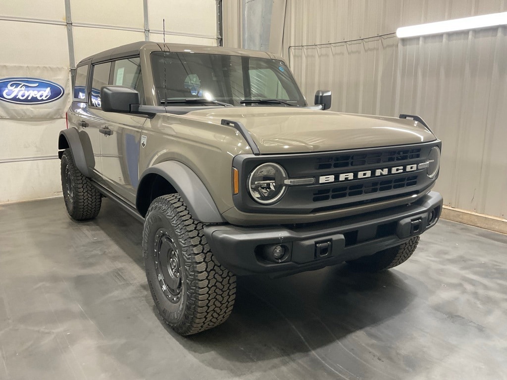 2025 Ford Bronco 4-Door Big Bend's photo