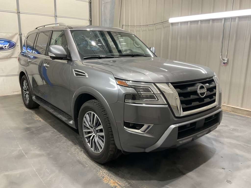 2024 Nissan Armada SL's photo