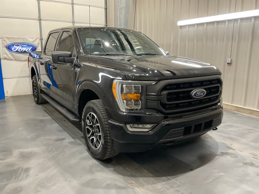 2022 Ford F-150 XLT's photo