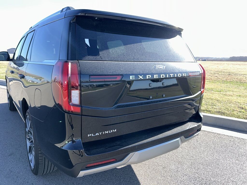 Used 2025 Ford Expedition Platinum SUV