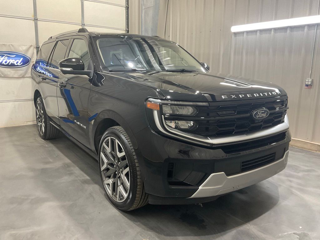 2025 Ford Expedition Platinum 4x4's photo