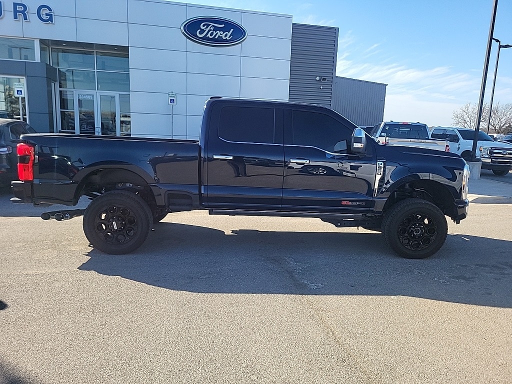 Used 2024 Ford F-250SD Platinum Truck