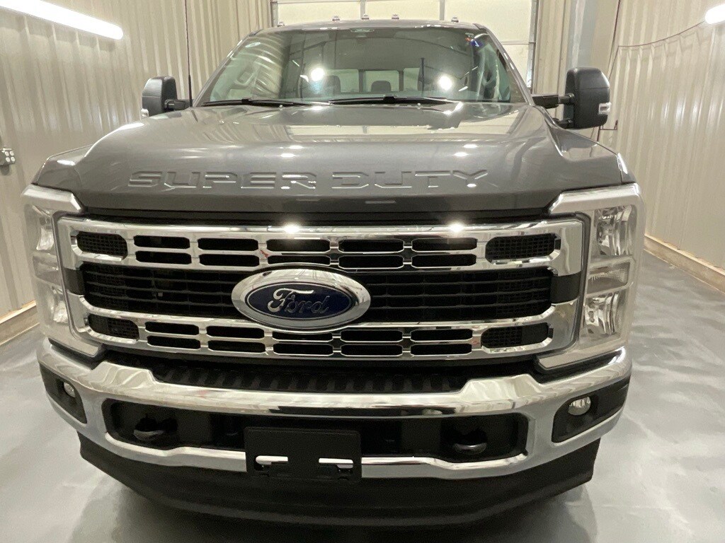 New 2026 Ford F-350SD XLT DRW Truck