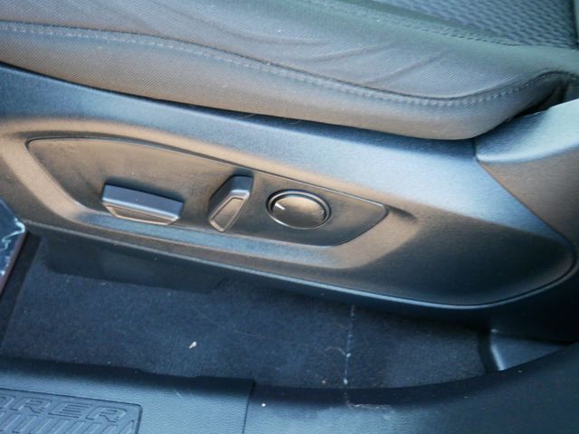 Thumbnail: 2022 Ford Explorer - 25