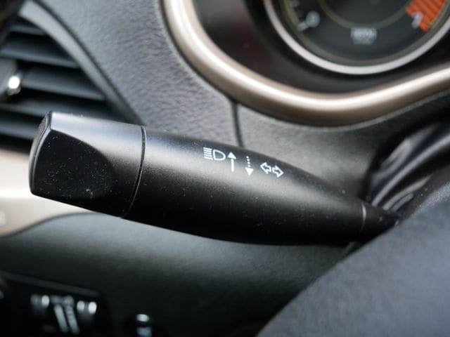 Thumbnail: 2015 Jeep Cherokee - 26