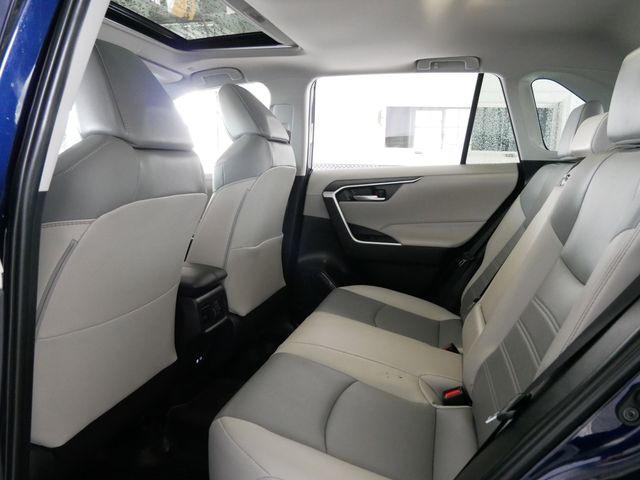 Thumbnail: 2025 Toyota RAV4 - 11