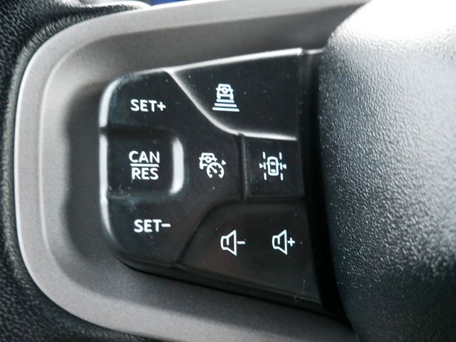 Thumbnail: 2022 Ford Bronco - 25