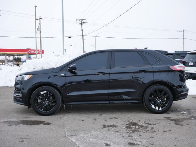 Thumbnail: 2023 Ford Edge - 2