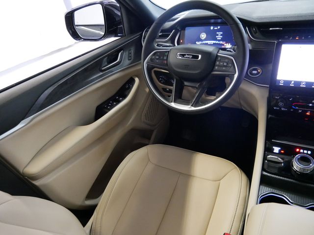 Thumbnail: 2025 Jeep Grand Cherokee - 12