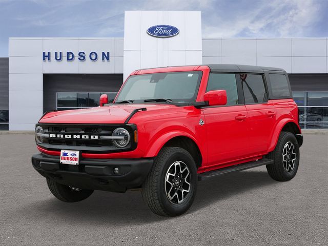 2022 Ford Bronco Outer Banks -
                  Hudson, WI